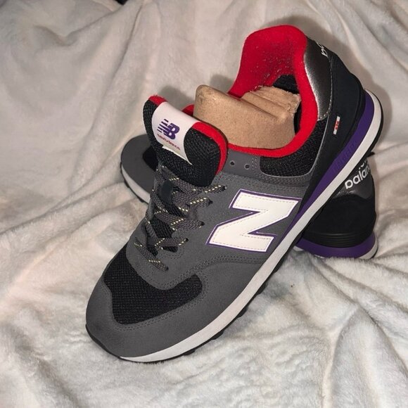 New Balance 574 "RAPTORS" Grey Black Purple ML574UC2 - Picture 3 of 10